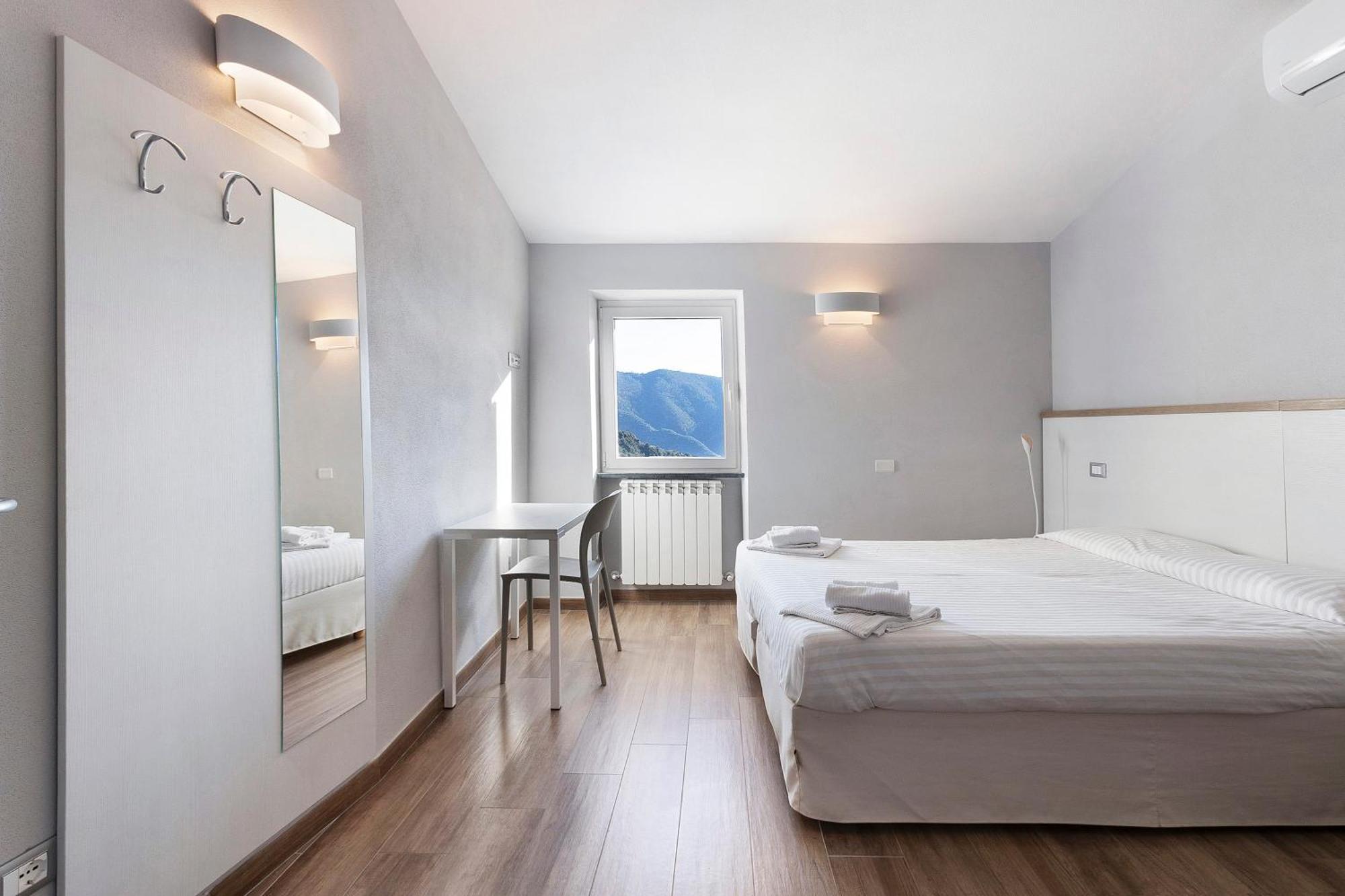 Residenza Del Capitano Apartment Леванто Екстериор снимка